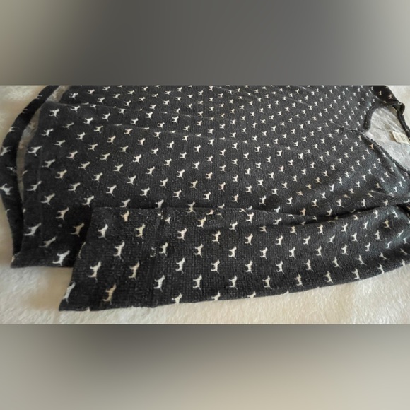 Victoria's Secrets Pink Thermal Sleep Longsleeve - Picture 6 of 9